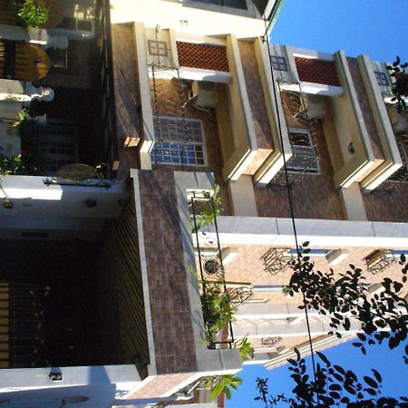 Alongs Garden Acomodação com café da manhã Heng-ch'un Exterior foto