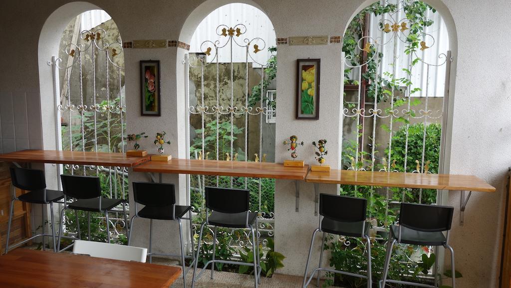 Alongs Garden Acomodação com café da manhã Heng-ch'un Exterior foto