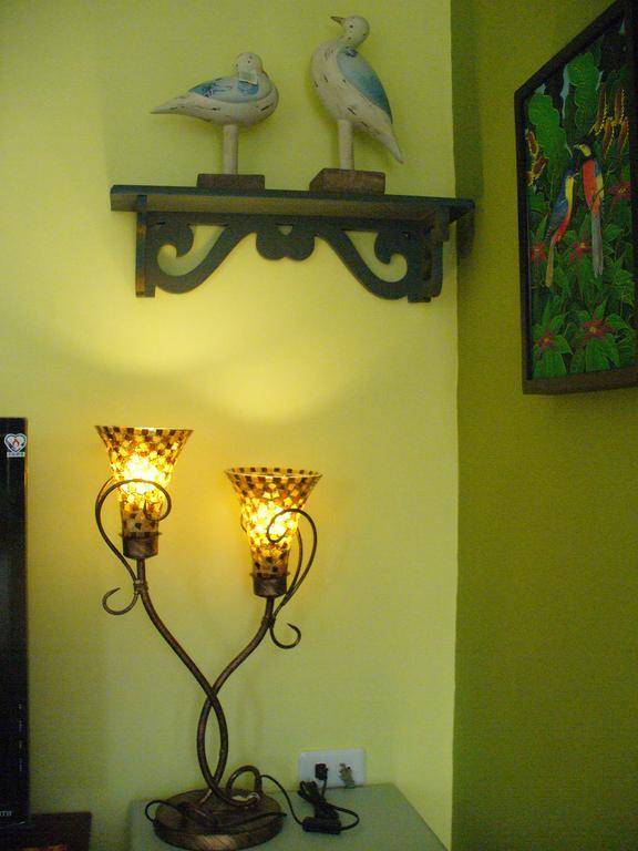 Alongs Garden Acomodação com café da manhã Heng-ch'un Exterior foto