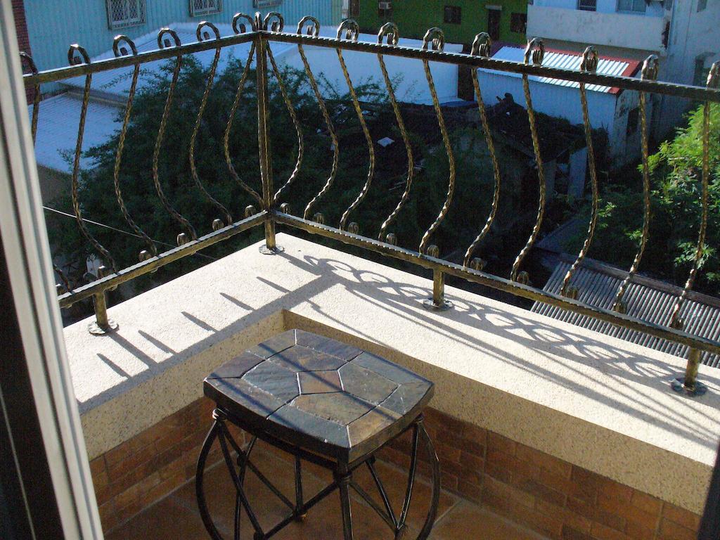 Alongs Garden Acomodação com café da manhã Heng-ch'un Exterior foto